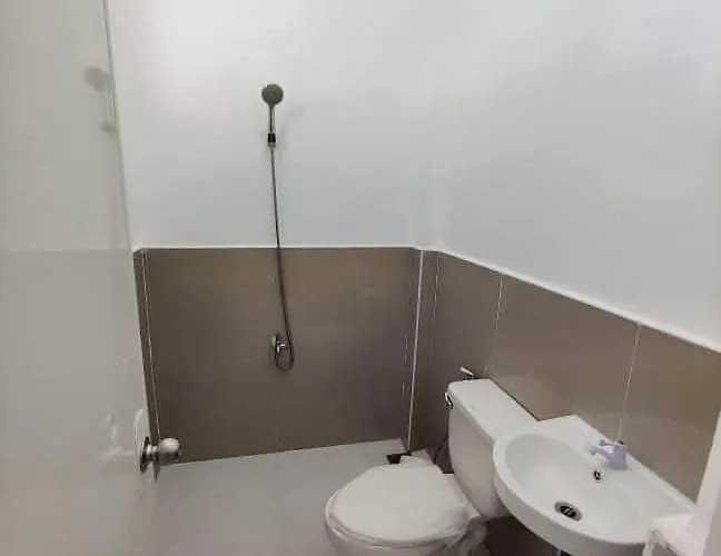 3-bedroom In City, Cebu Door#1 Apartment Bogo